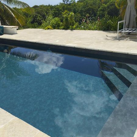 Bas De Villa Vue Mer Avec Deux Chambres Grand-Bourg  المظهر الخارجي الصورة